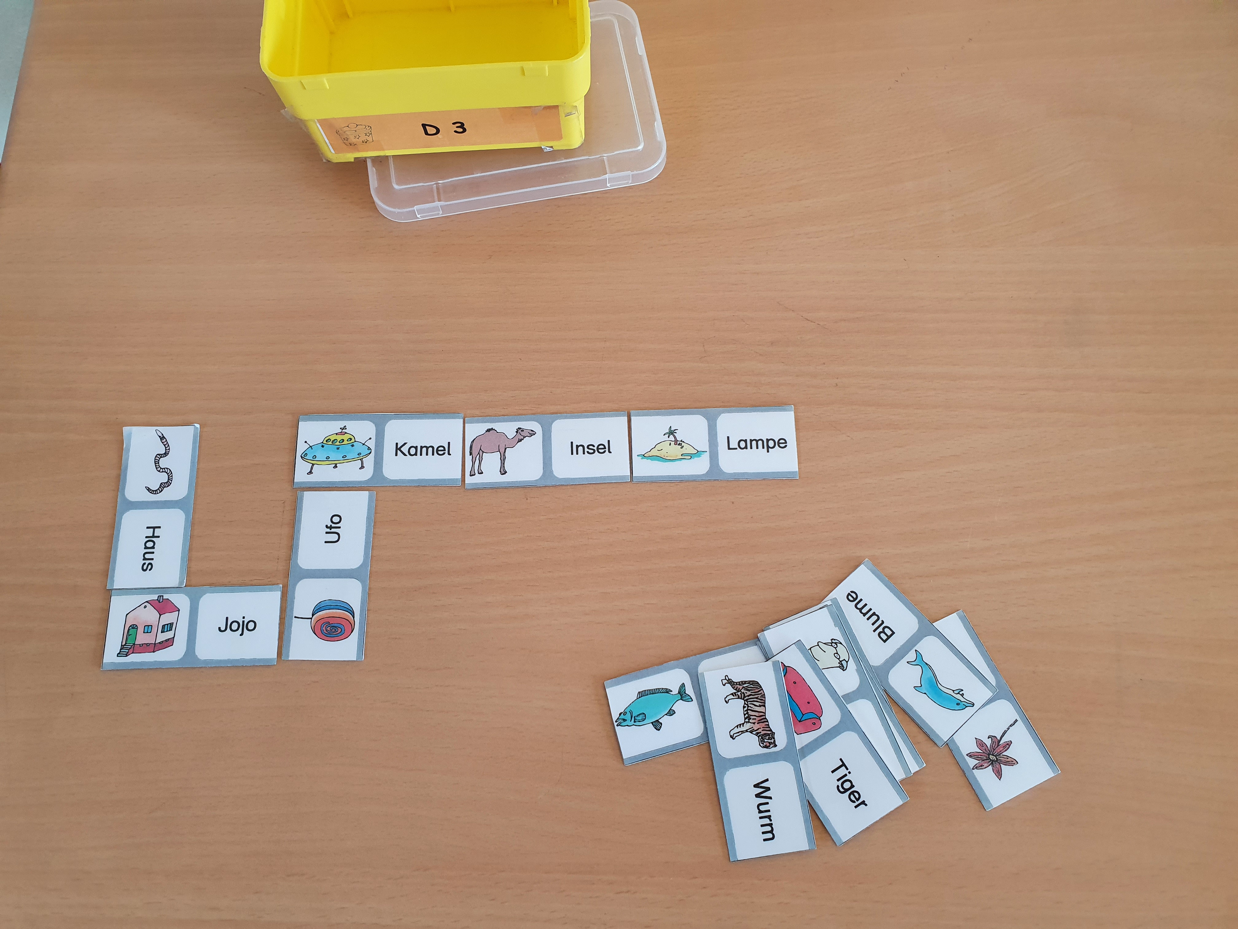 Arbeitsmaterial Deutsch Klasse 1 - Lesedomino Wörter